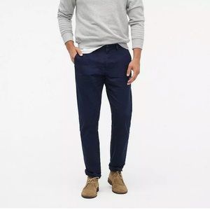 J.Crew 1040 Athletic Fit Chino in Navy (33/32)